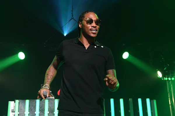 Future Performs “Mask Off” and More With DJ Snake at 2017 Ultra Music Festival - XXLMAG.COM