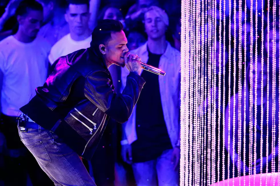 Chris Brown Performs “Liquor,” “Back to Sleep” and More at 2016 iHeart Radio Music Awards